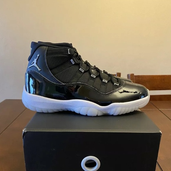 Air Jordan 11 XI Retro Jubilee 25th Anniversary